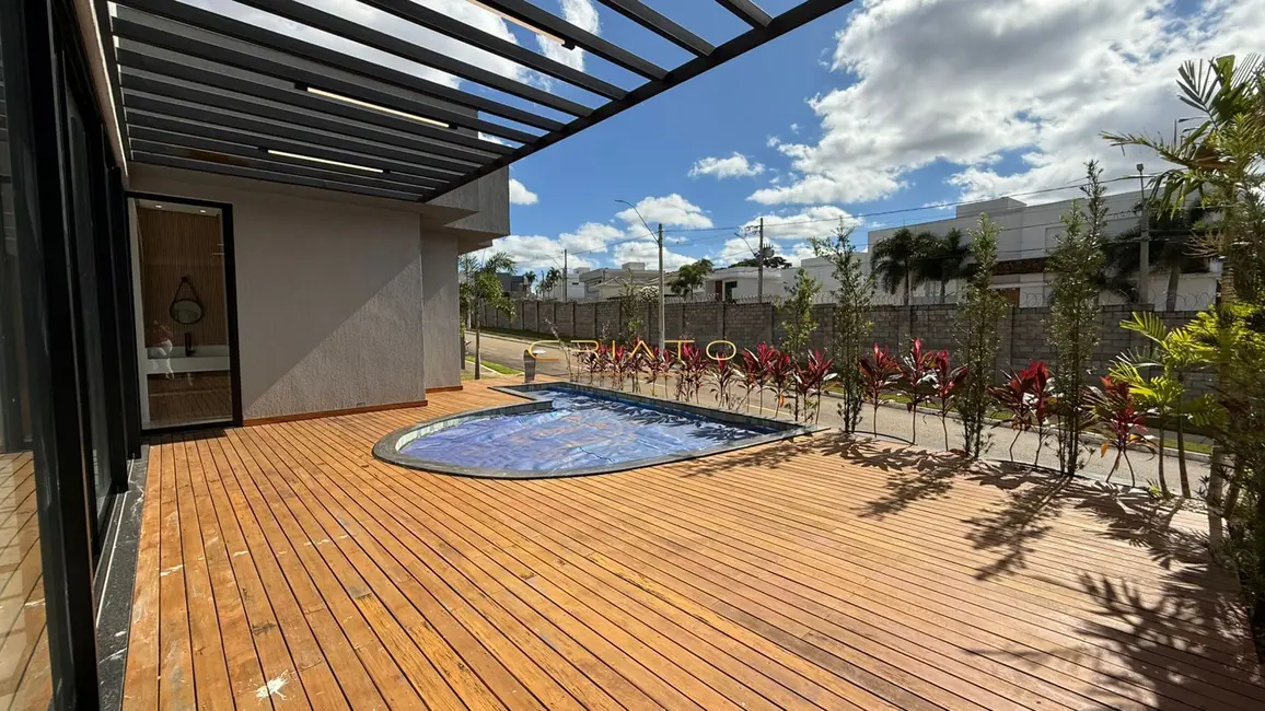 Casa com 4 quartos à venda, 268m2 em Anapolis - GO - imagem 8 Foto 8 de Casa com 4 quartos à venda, 268m2 em Anapolis - GO