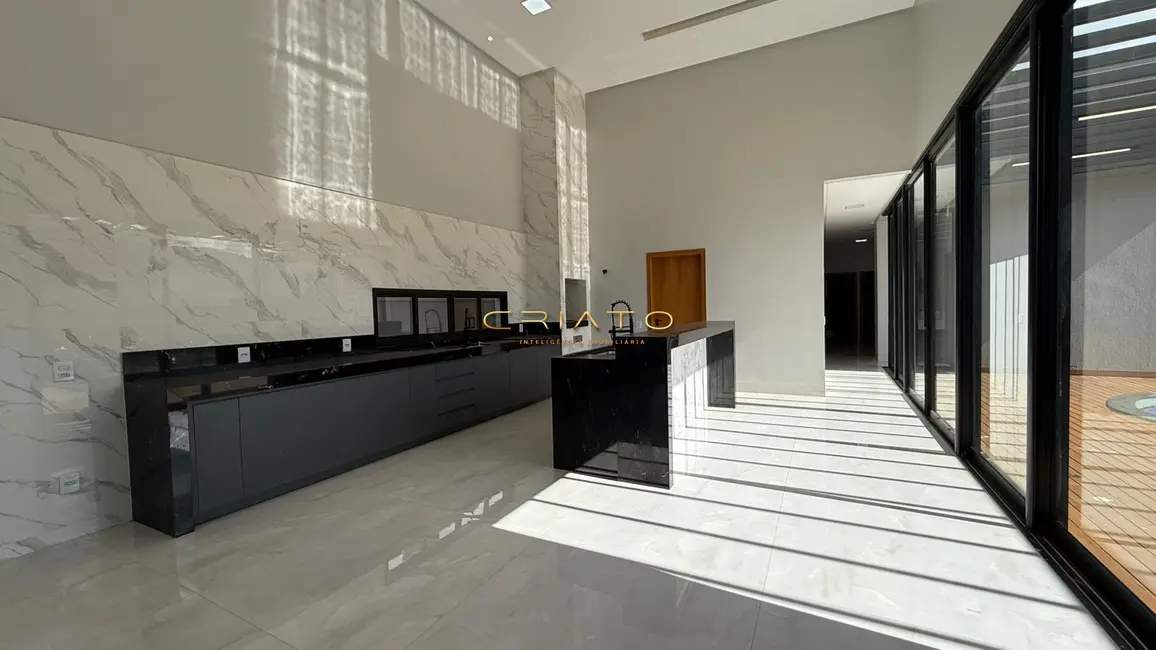 Casa com 4 quartos à venda, 268m2 em Anapolis - GO - imagem 4 Foto 4 de Casa com 4 quartos à venda, 268m2 em Anapolis - GO