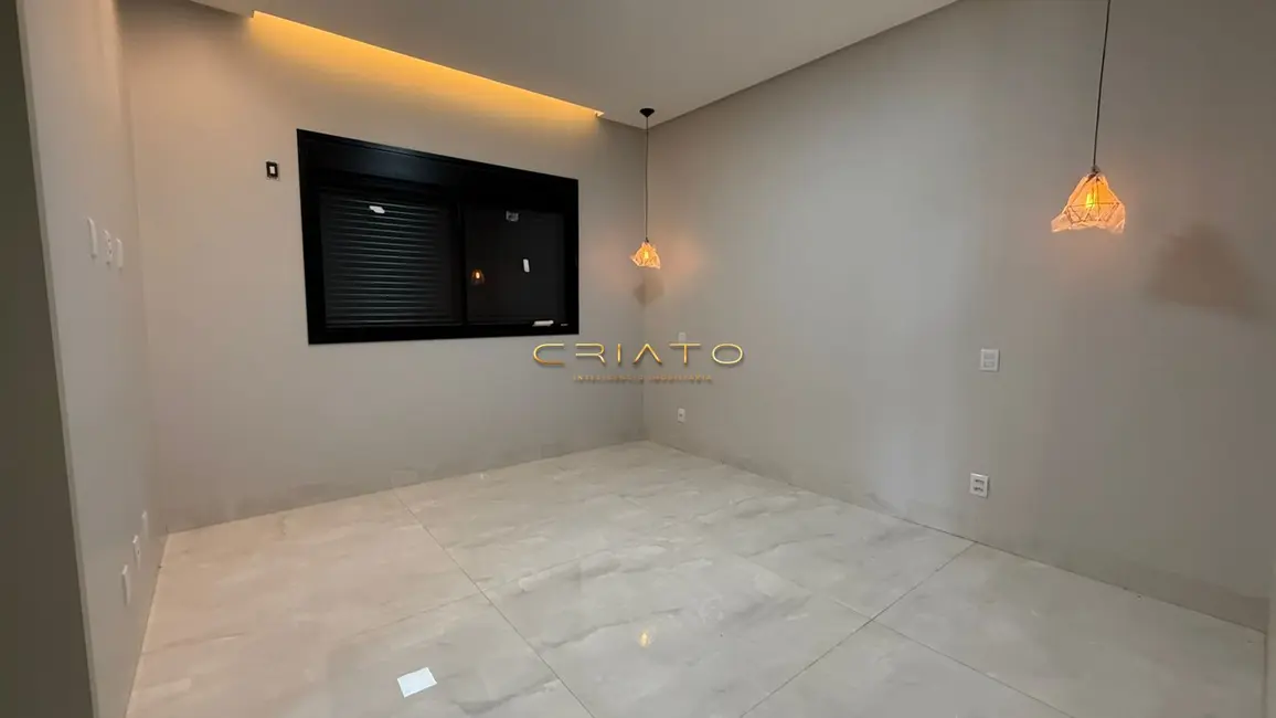 Casa com 4 quartos à venda, 268m2 em Anapolis - GO - imagem 6 Foto 6 de Casa com 4 quartos à venda, 268m2 em Anapolis - GO