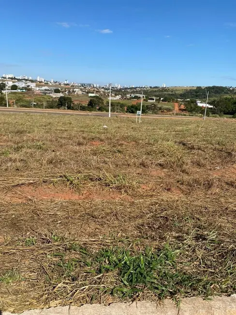 Foto 1 de Terreno / Lote à venda, 300m2 em Anapolis - GO