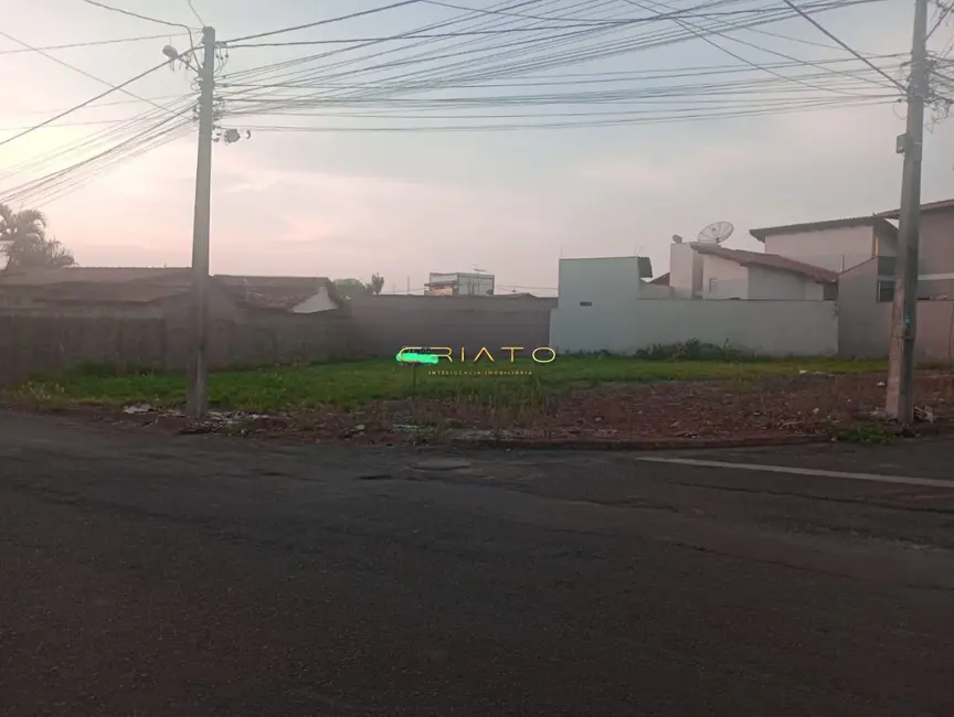 Foto 1 de Terreno / Lote à venda, 425m2 em Alvorada, Anapolis - GO