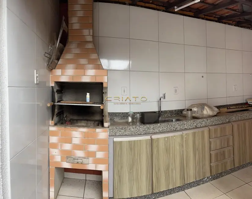 Foto 1 de Sobrado com 3 quartos à venda, 175m2 em Conjunto Eldorado, Anapolis - GO