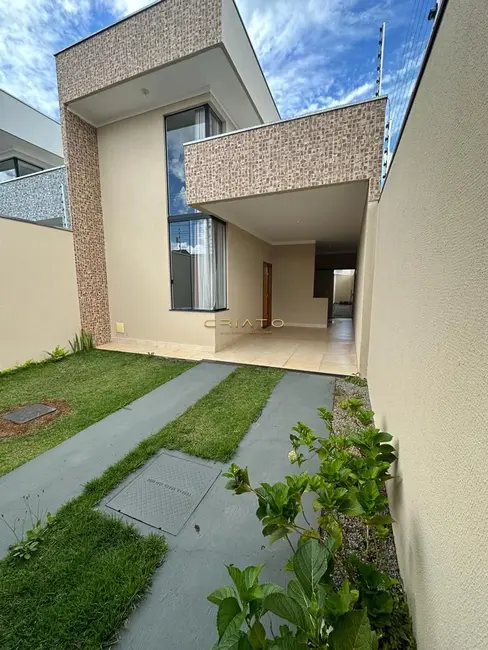 Foto 1 de Casa com 3 quartos à venda, 105m2 em Residencial Flamboyant, Anapolis - GO