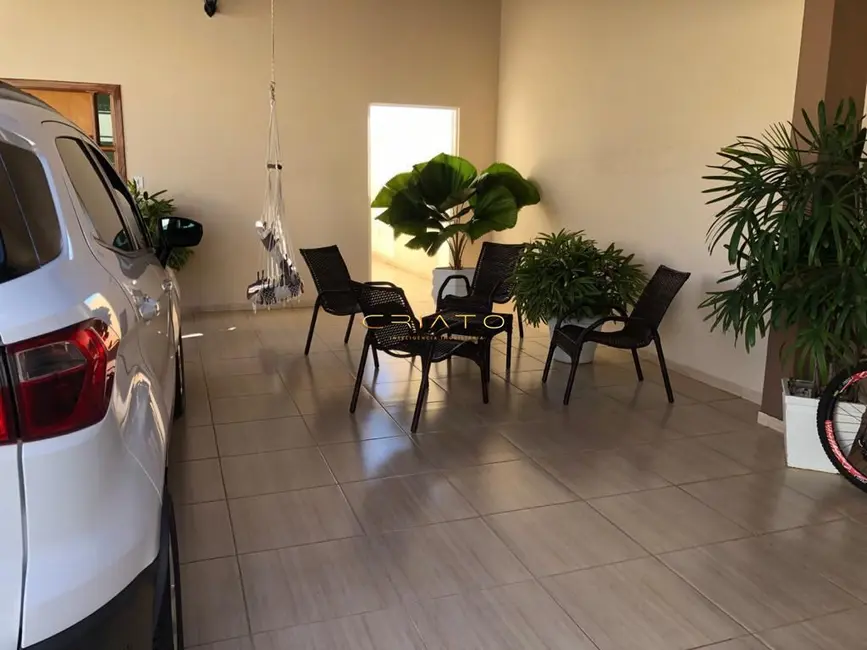 Casa com 3 quartos à venda, 128m2 em Vila João Luiz de Oliveira, Anapolis - GO - imagem 3 Foto 3 de Casa com 3 quartos à venda, 128m2 em Vila João Luiz de Oliveira, Anapolis - GO