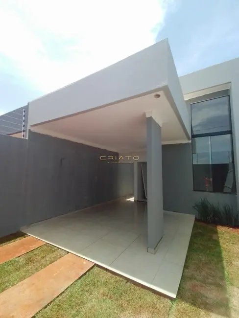 Foto 1 de Casa com 3 quartos à venda, 105m2 em Anapolis - GO