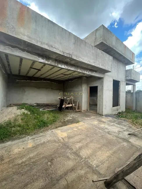 Foto 1 de Casa com 3 quartos à venda, 117m2 em Residencial Ildefonso Limírio, Anapolis - GO