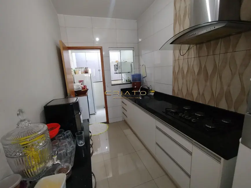 Foto 1 de Apartamento com 3 quartos à venda, 79m2 em São Carlos, Anapolis - GO