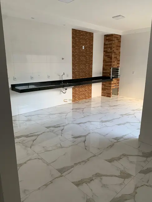 Foto 2 de Casa com 3 quartos à venda, 132m2 em Jardim Itália, Anapolis - GO