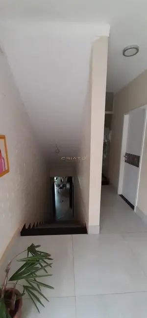 Foto 2 de Casa com 5 quartos à venda, 320m2 em Anapolis - GO