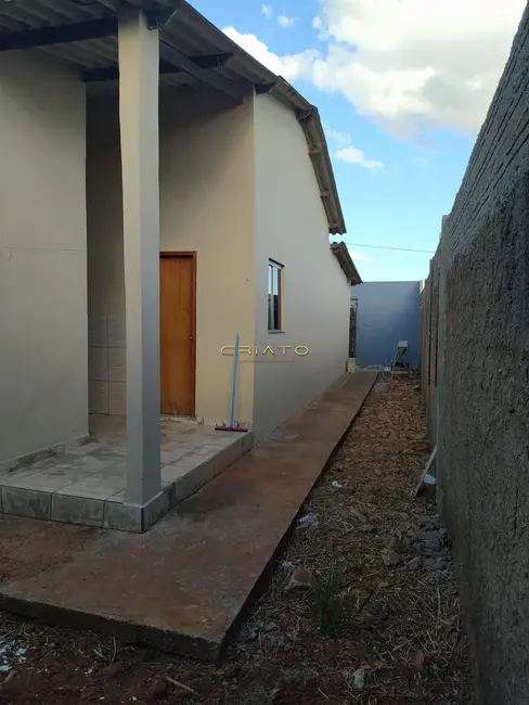 Foto 1 de Casa com 3 quartos à venda, 85m2 em Jardim Itália, Anapolis - GO