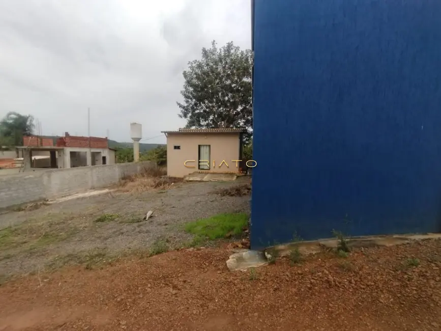 Foto 1 de Terreno / Lote à venda, 253m2 em Abadiania - GO