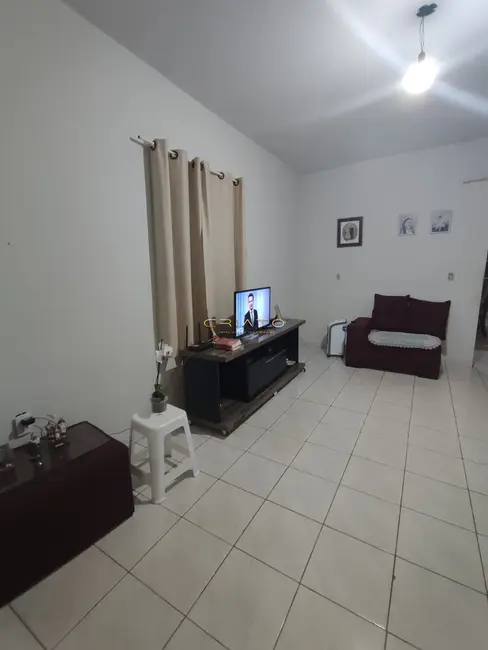 Foto 2 de Casa com 3 quartos à venda, 147m2 em Vila João Luiz de Oliveira, Anapolis - GO