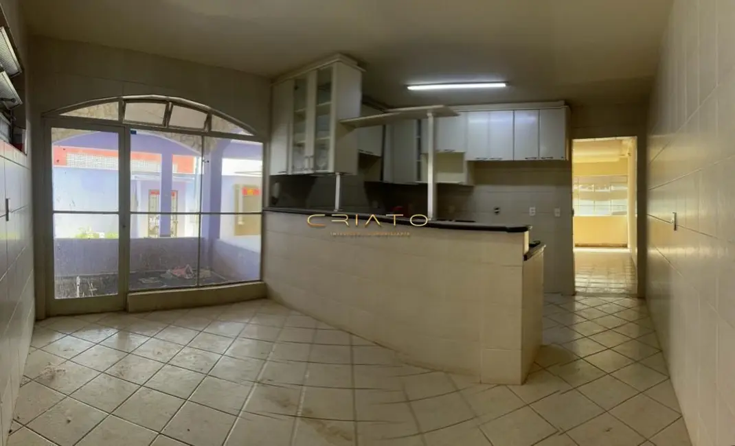 Foto 2 de Casa com 6 quartos à venda, 290m2 em Jundiaí, Anapolis - GO