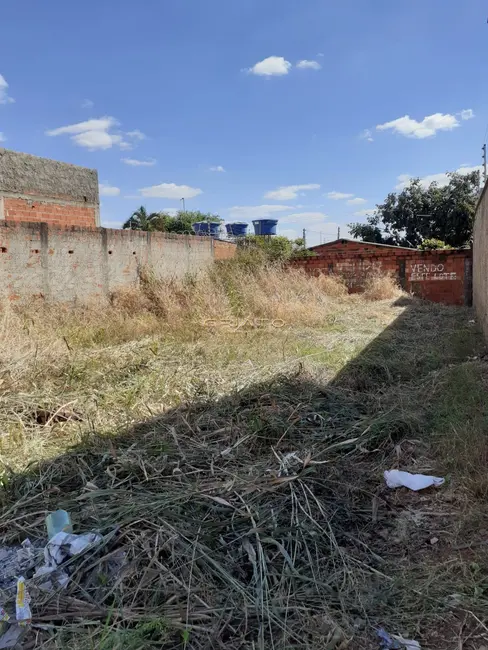 Foto 2 de Terreno / Lote à venda, 200m2 em Conjunto Habitacional Vila União, Anapolis - GO