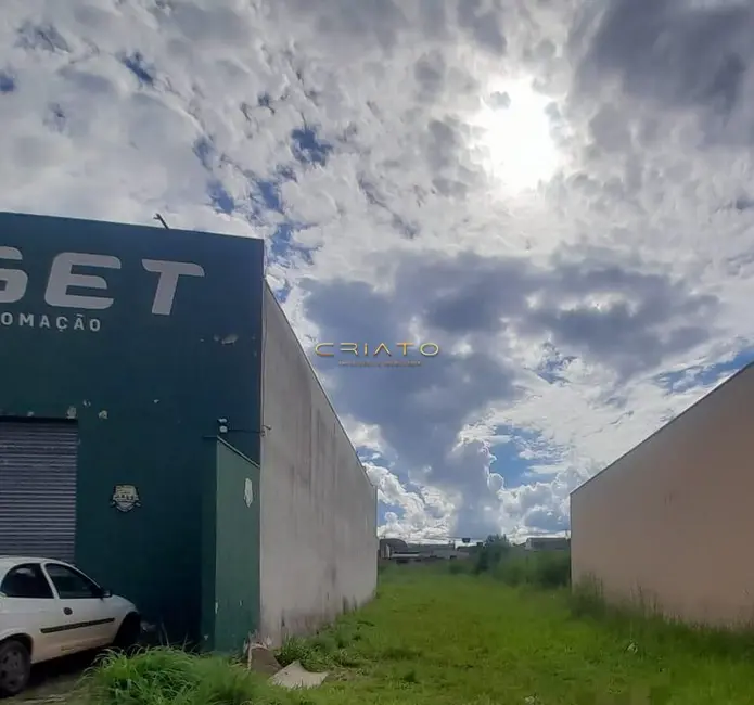 Foto 1 de Terreno / Lote à venda, 600m2 em Víviam Parque, Anapolis - GO