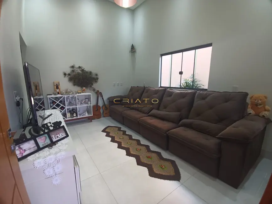 Foto 1 de Casa com 3 quartos à venda, 140m2 em Loteamento Residencial Verona, Anapolis - GO