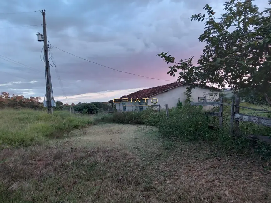Foto 1 de Chácara com 2 quartos à venda, 36m2 em Abadiania - GO