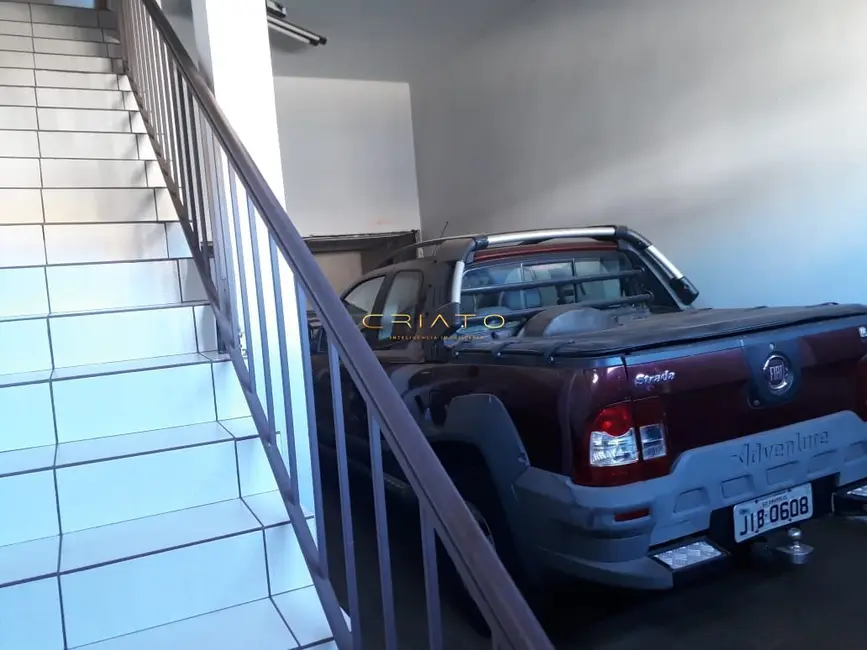 Sobrado com 2 quartos à venda, 124m2 em Anapolis - GO - imagem 5 Foto 5 de Sobrado com 2 quartos à venda, 124m2 em Anapolis - GO