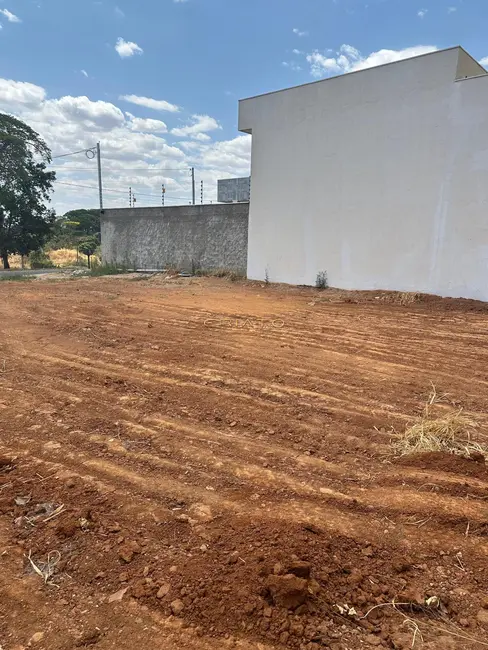 Foto 1 de Terreno / Lote à venda, 360m2 em Setor Sul Jamil Miguel, Anapolis - GO