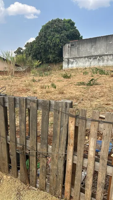 Foto 2 de Terreno / Lote à venda, 300m2 em Parque das Primaveras, Anapolis - GO