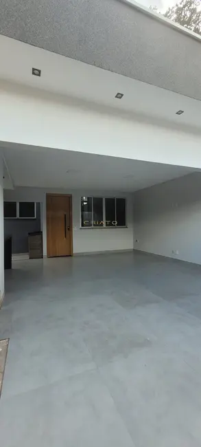 Casa com 3 quartos à venda, 138m2 em Residencial Buritis, Anapolis - GO - imagem 1 Foto 1 de Casa com 3 quartos à venda, 138m2 em Residencial Buritis, Anapolis - GO