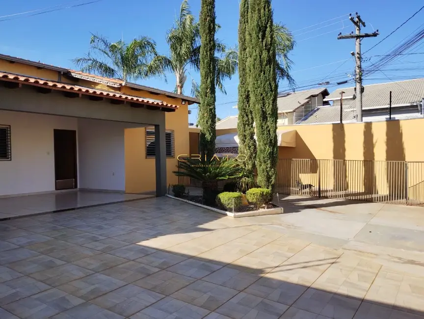 Foto 1 de Casa com 3 quartos à venda, 275m2 em Residencial Ayrton Senna, Anapolis - GO
