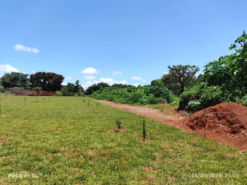 Foto 1 de Terreno / Lote à venda, 4000m2 em Vila São Vicente, Anapolis - GO