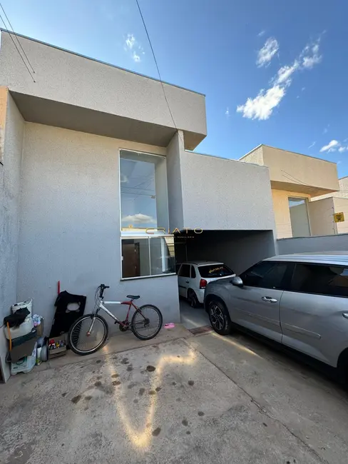 Casa com 3 quartos à venda, 123m2 em Parque São João, Anapolis - GO - imagem 1 Foto 1 de Casa com 3 quartos à venda, 123m2 em Parque São João, Anapolis - GO