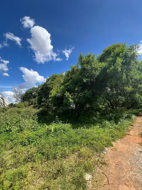 Foto 1 de Terreno / Lote à venda, 1707m2 em Cidade Jardim, Anapolis - GO