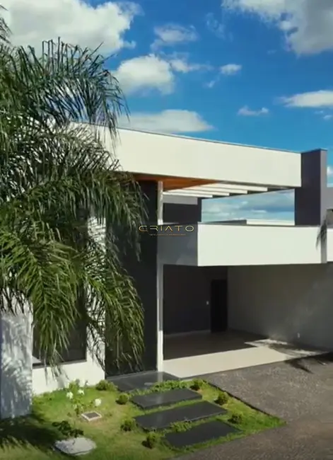 Foto 1 de Casa de Condomínio com 3 quartos à venda, 200m2 em Anapolis - GO