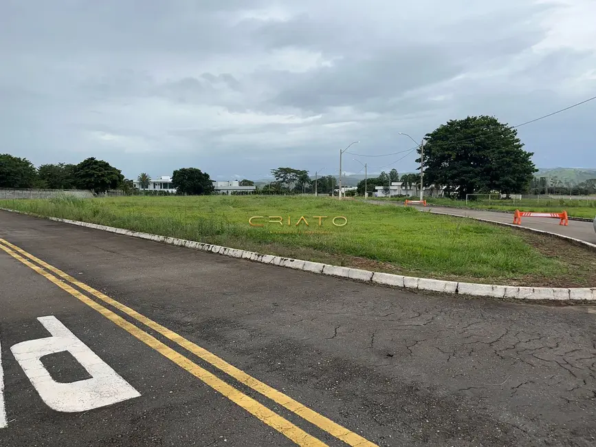 Foto 1 de Terreno / Lote à venda, 2080m2 em Vila Fabril, Anapolis - GO