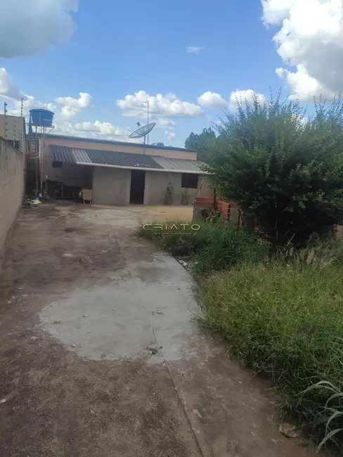 Foto 2 de Terreno / Lote à venda, 360m2 em Parque Iracema, Anapolis - GO