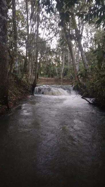 Foto 1 de Chácara com 4 quartos à venda, 28000m2 em Santos Dumont, Anapolis - GO