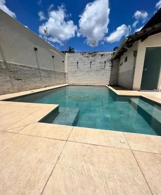 Foto 1 de Casa com 3 quartos à venda, 300m2 em Anápolis City, Anapolis - GO