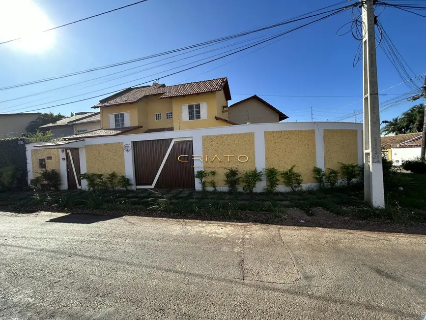 Foto 1 de Sobrado com 3 quartos à venda, 146m2 em Jardim Santo Antônio, Goiania - GO