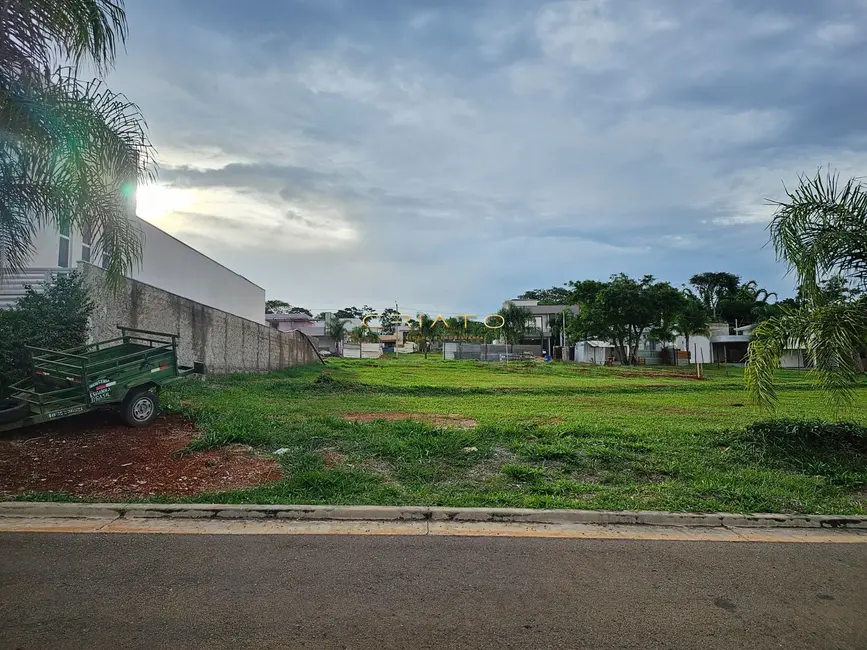 Foto 1 de Terreno / Lote à venda, 360m2 em Anapolis - GO
