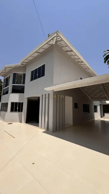 Sobrado com 4 quartos à venda, 344m2 em Anápolis City, Anapolis - GO - imagem 1 Foto 1 de Sobrado com 4 quartos à venda, 344m2 em Anápolis City, Anapolis - GO