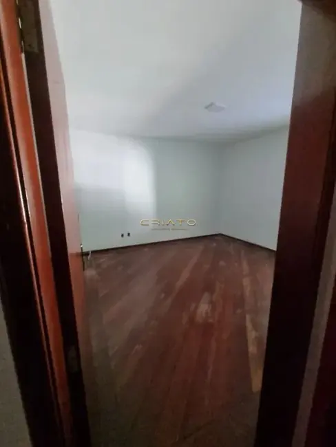 Foto 1 de Casa com 4 quartos à venda, 279m2 em Anápolis City, Anapolis - GO