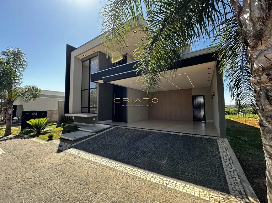 Foto 1 de Casa de Condomínio com 3 quartos à venda, 220m2 em Anapolis - GO