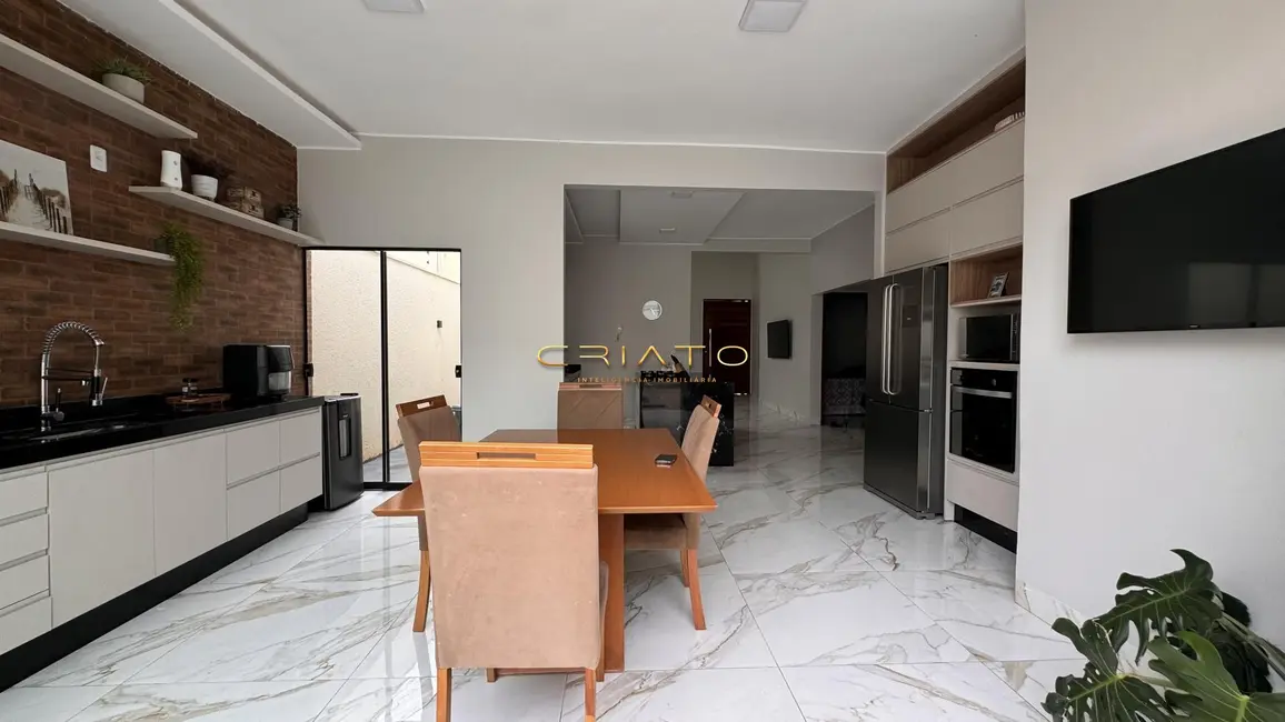 Foto 4 de Casa com 3 quartos à venda, 200m2 em Residencial Cerejeiras, Anapolis - GO