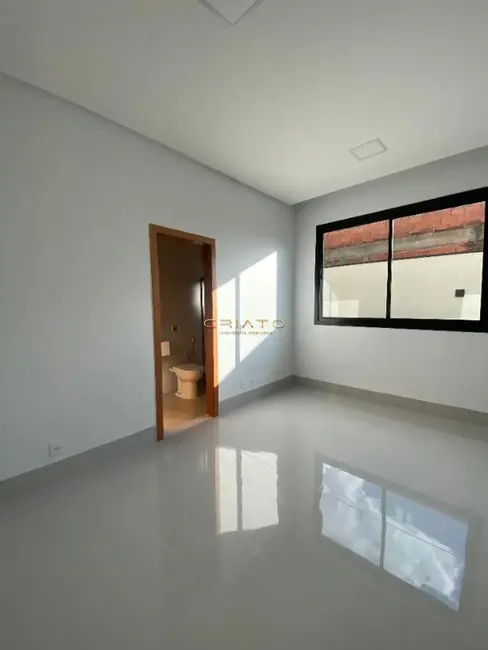 Foto 3 de Casa com 3 quartos à venda, 185m2 em Anápolis City, Anapolis - GO