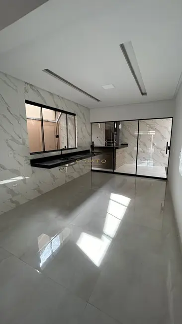 Foto 2 de Casa com 3 quartos à venda, 130m2 em Loteamento Residencial Verona, Anapolis - GO