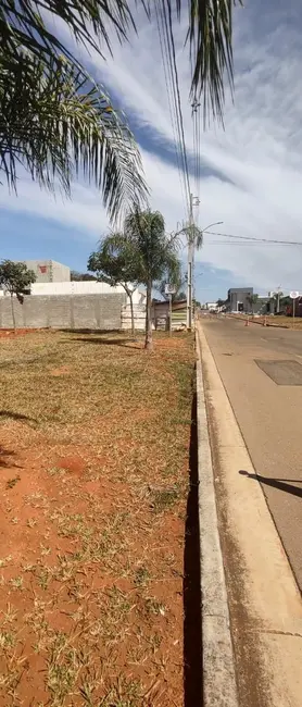 Foto 3 de Terreno / Lote à venda, 360m2 em Anapolis - GO