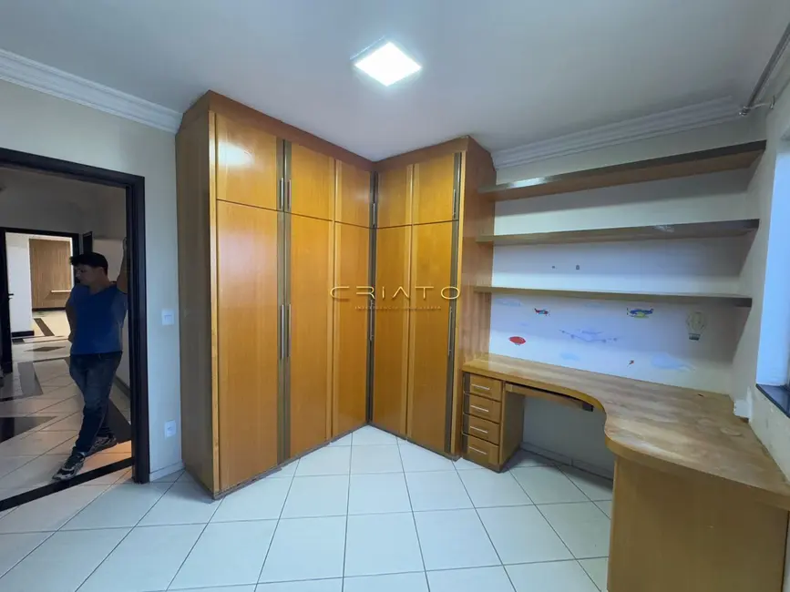 Foto 7 de Apartamento com 4 quartos à venda, 167m2 em Residencial Araujoville, Anapolis - GO