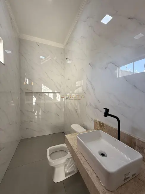 Casa com 3 quartos à venda, 105m2 em Anapolis - GO - imagem 9 Foto 9 de Casa com 3 quartos à venda, 105m2 em Anapolis - GO