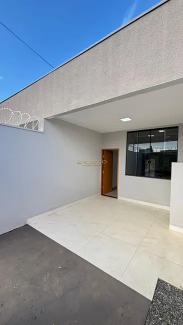 Foto 1 de Casa com 3 quartos à venda, 97m2 em Residencial Flor do Cerrado, Anapolis - GO