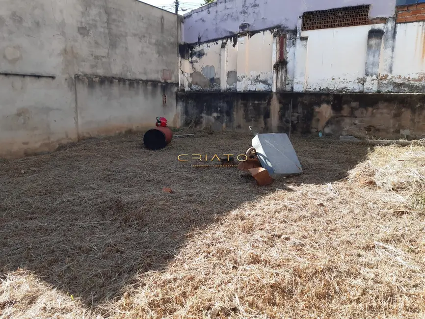 Foto 3 de Terreno / Lote à venda, 275m2 em Vila Santa Maria, Anapolis - GO