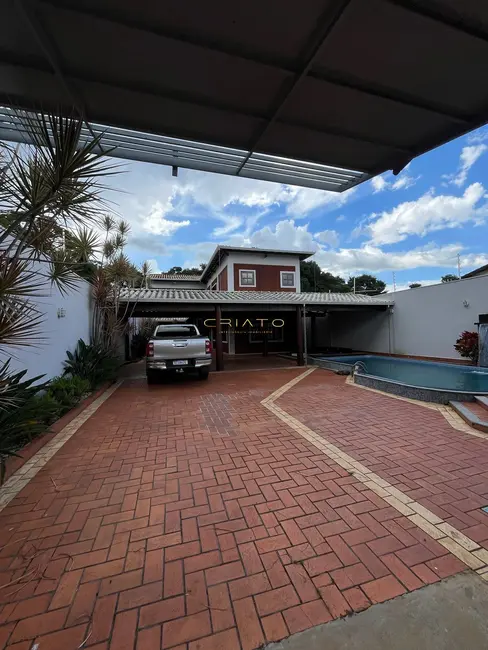 Foto 3 de Casa com 3 quartos à venda, 320m2 em Jundiaí, Anapolis - GO