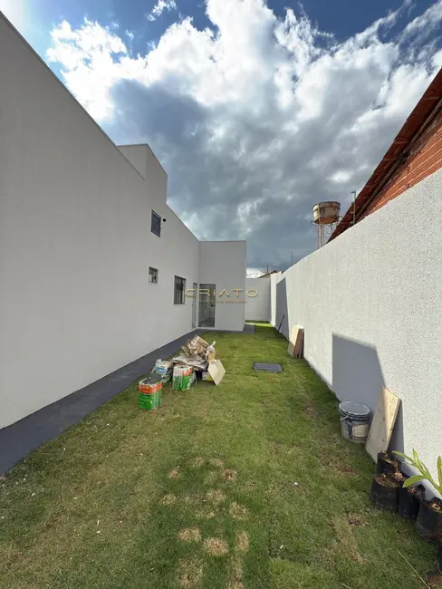 Casa com 3 quartos à venda, 138m2 em Parque Calixtópolis, Anapolis - GO - imagem 3 Foto 3 de Casa com 3 quartos à venda, 138m2 em Parque Calixtópolis, Anapolis - GO