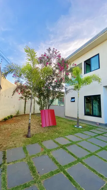 Foto 5 de Sobrado com 4 quartos à venda, 329m2 em Maracanã, Anapolis - GO